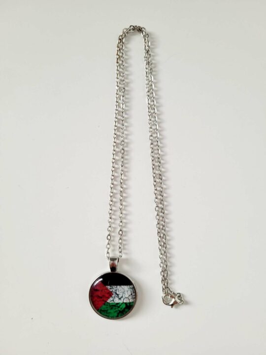 Palestine Flag Rocks - Round Pendant Necklace Palestine Flag Rocks - Round Pendant Necklace
